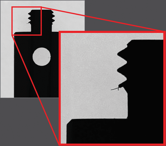 Clear edge silhouette from the telecentric illuminator system